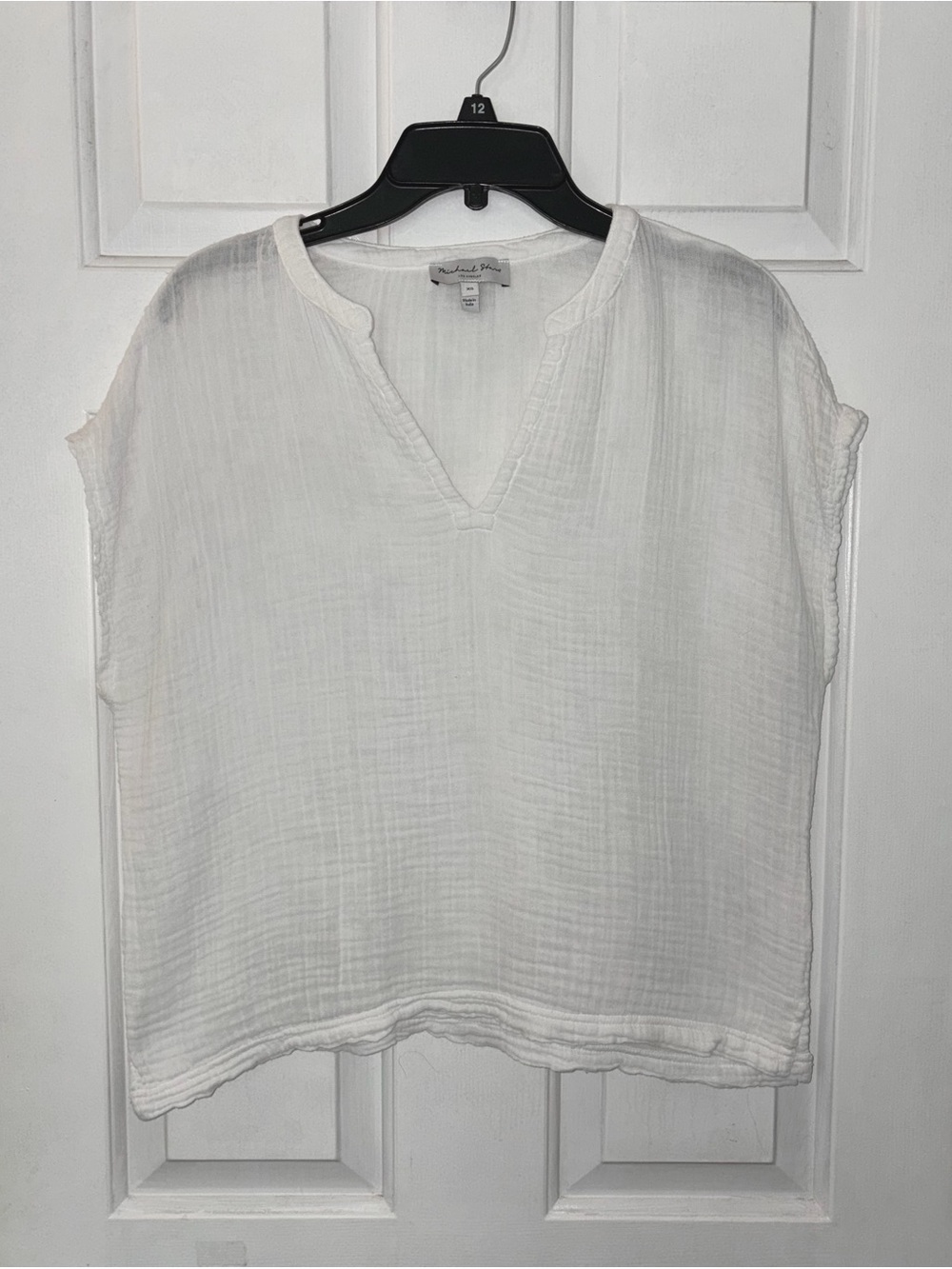 Michael Stars White Lightweight Gauze Split Neck Short Dolman Sleeve Top